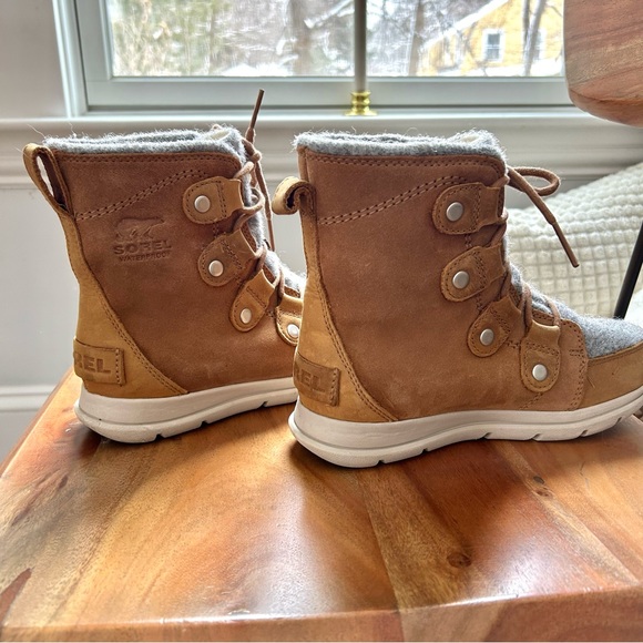 sorel explorer joan boots - Picture 4 of 10